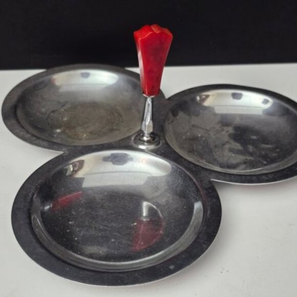 Vintage Farberware Chrome Tidbit Dish with Red Bakelite Handle - Picture 5 of 5